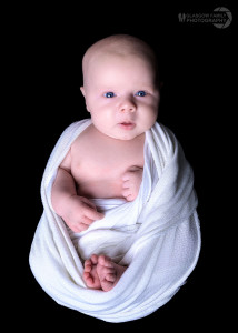 glasgow newborn photography white wrap black background
