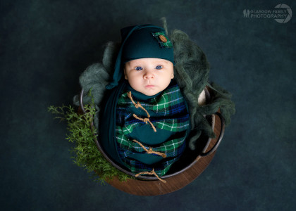 glasgow newborn photography wrapped green